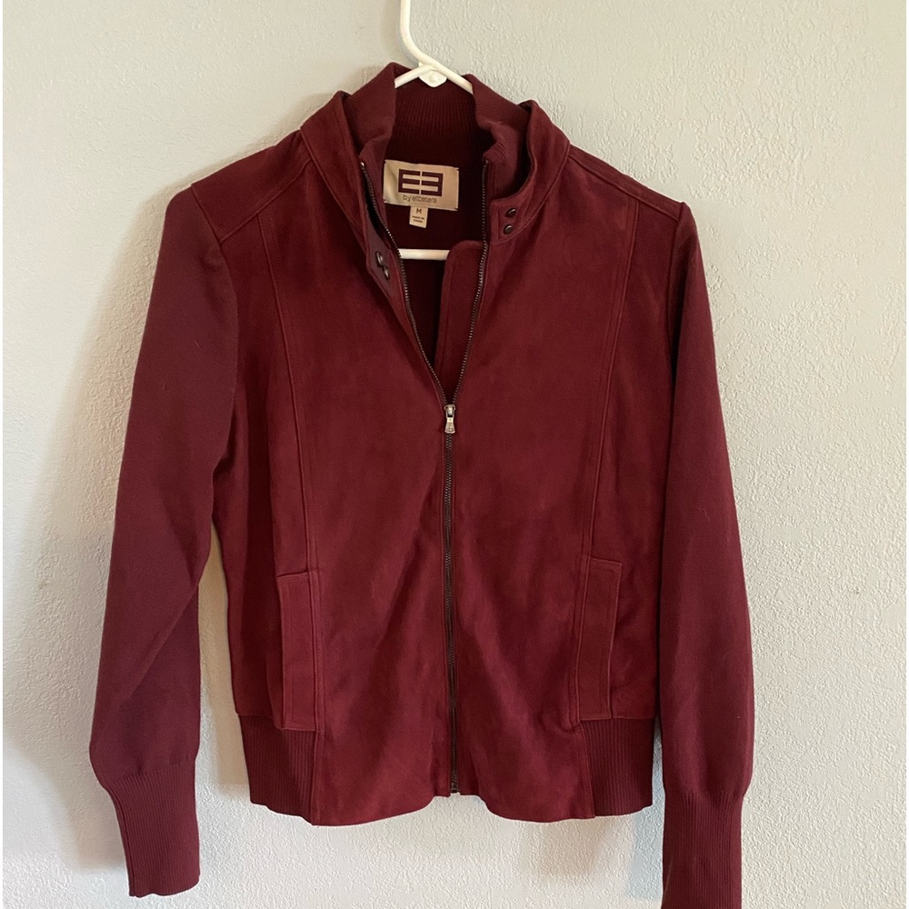 Woman’s Jacket. Etcertera Brand size M.